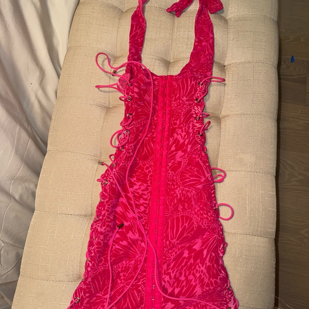 Elegant Pink Lace-Up Dress